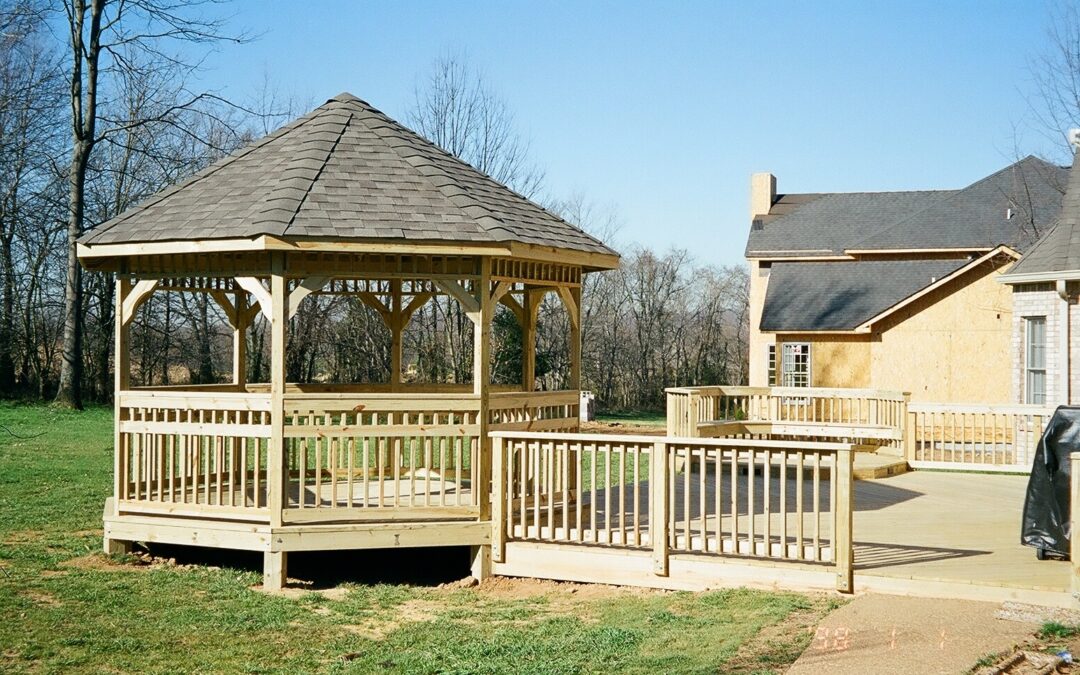 5 Deck Designs to Enhance Your Nashville Backyard