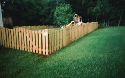 How to Choose the Right Material: A Guide to Custom Fencing Options